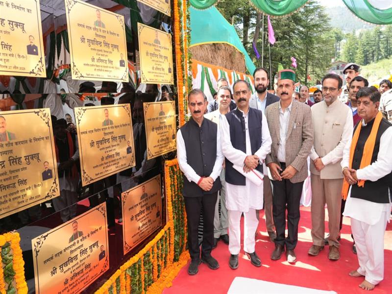 CM dedicates development projects worth Rs. 51.10 crore in Kasumpti Assembly Constituency